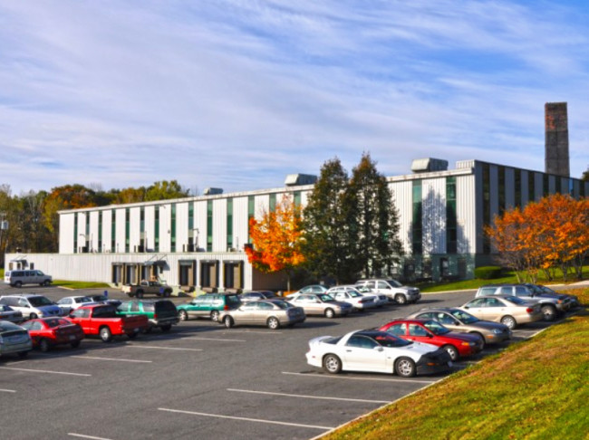 Alnasco 703 West Housatonic St
